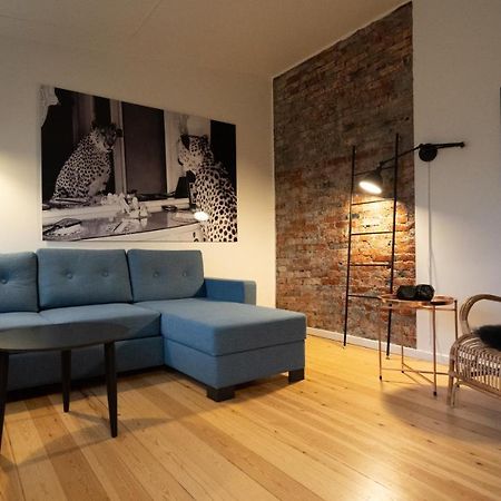 Broncks Apartment 4 - Modern 1-Bedroom In The Heart Of Tórshavn Extérieur photo