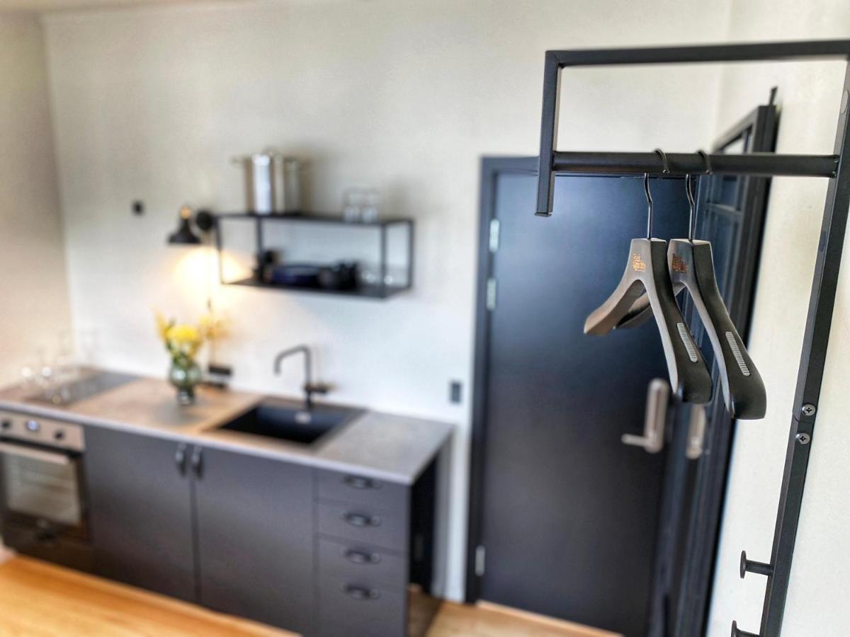 Broncks Apartment 4 - Modern 1-Bedroom In The Heart Of Tórshavn Extérieur photo